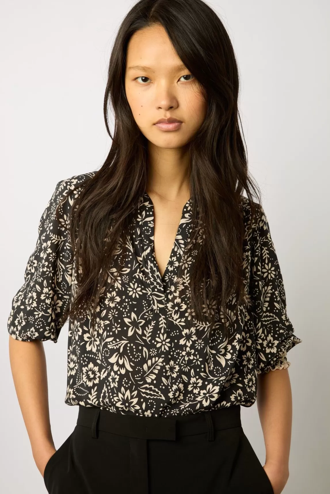 Gerard Darel Blouse Imprime Floral Noir - Allyn Best Sale