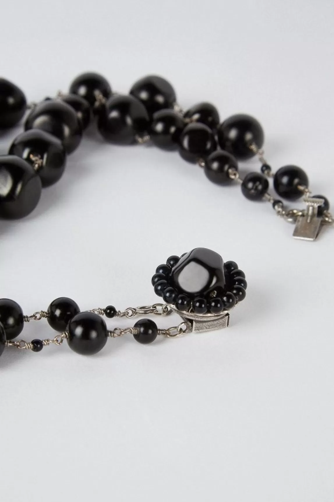 Gerard Darel Collier En Perles De Verre Noir - Jackie Shop