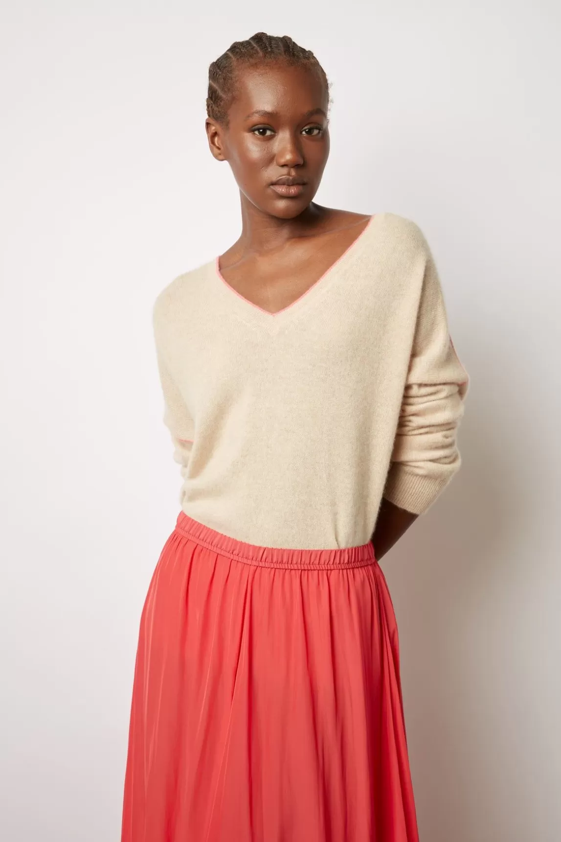 Gerard Darel Jupe Midi En Satin Plisse Corail - Denisa New