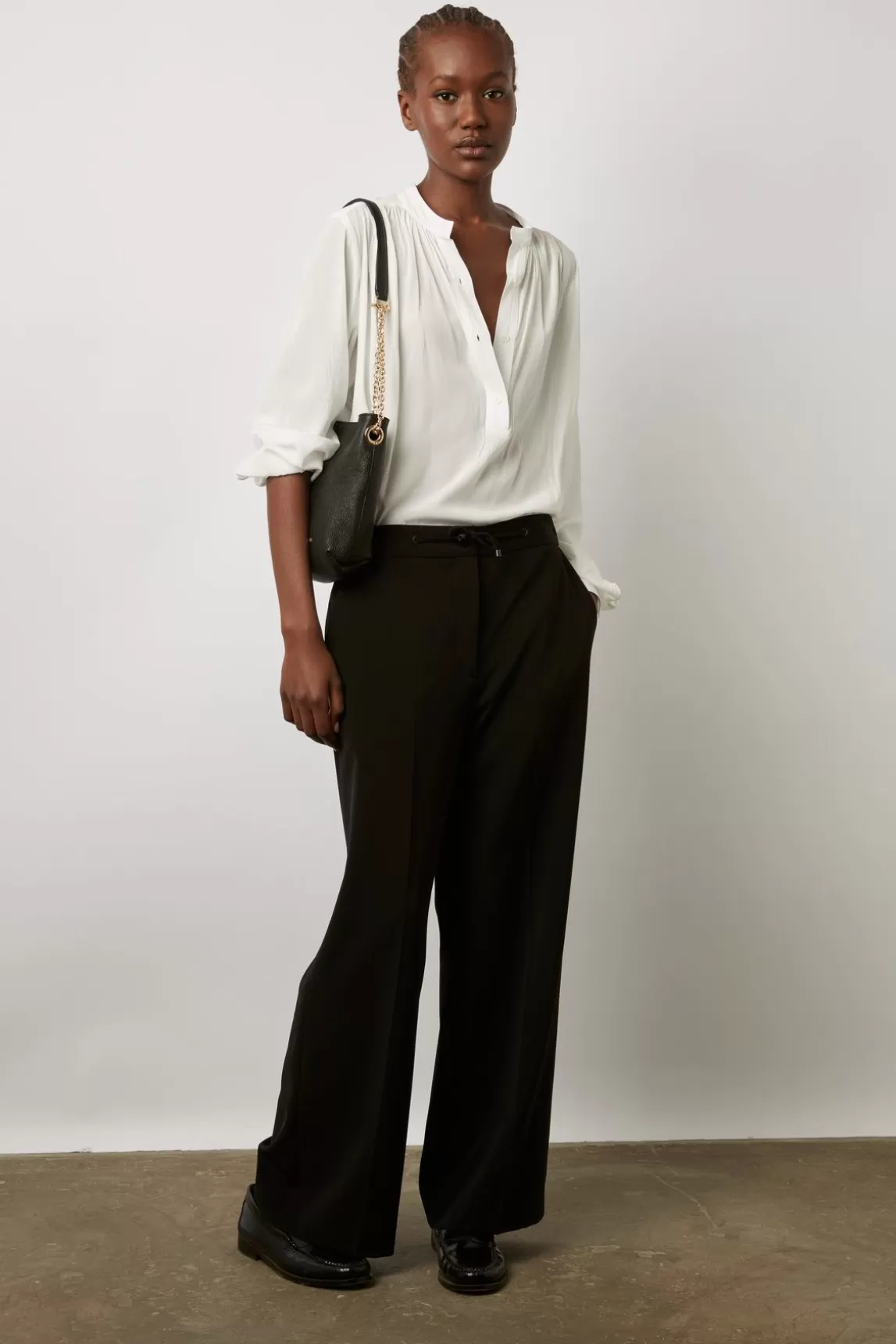 Gerard Darel Pantalon Droit En Microfibre Noir - Cloelia Cheap