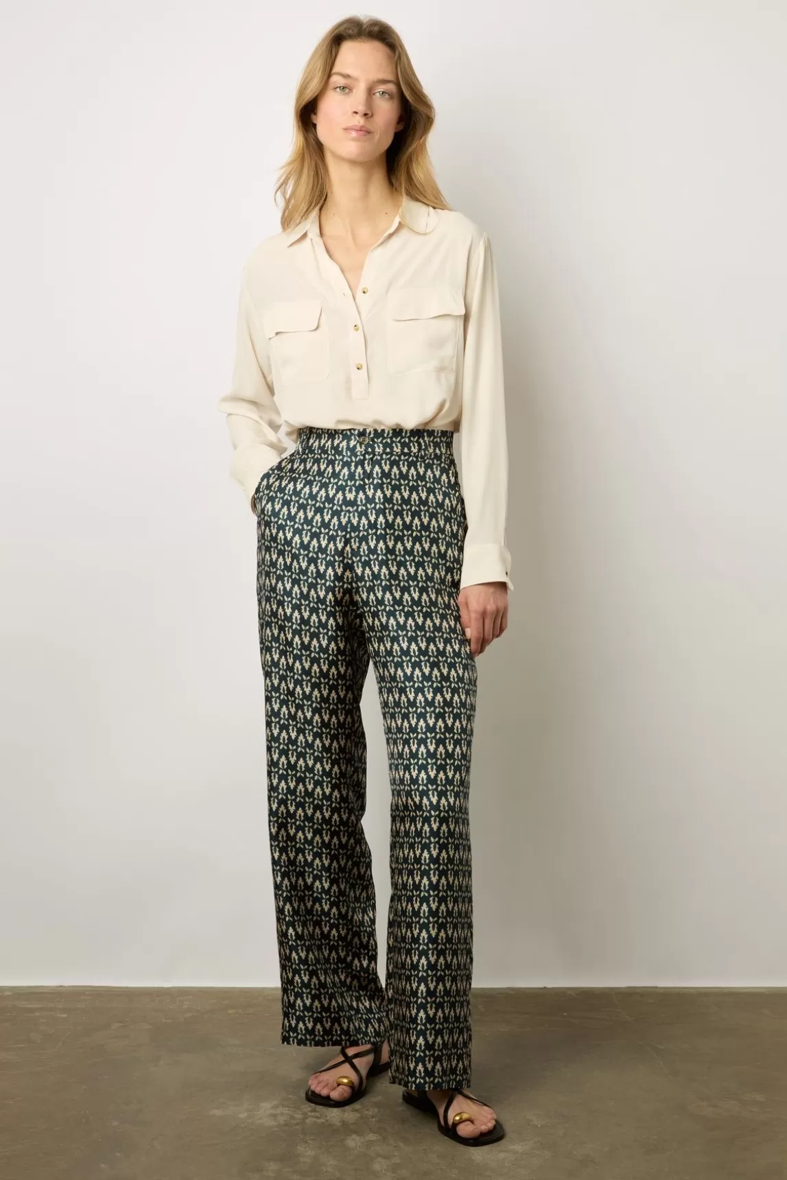 Gerard Darel Pantalon Large En Soie Marine - Chanael Shop