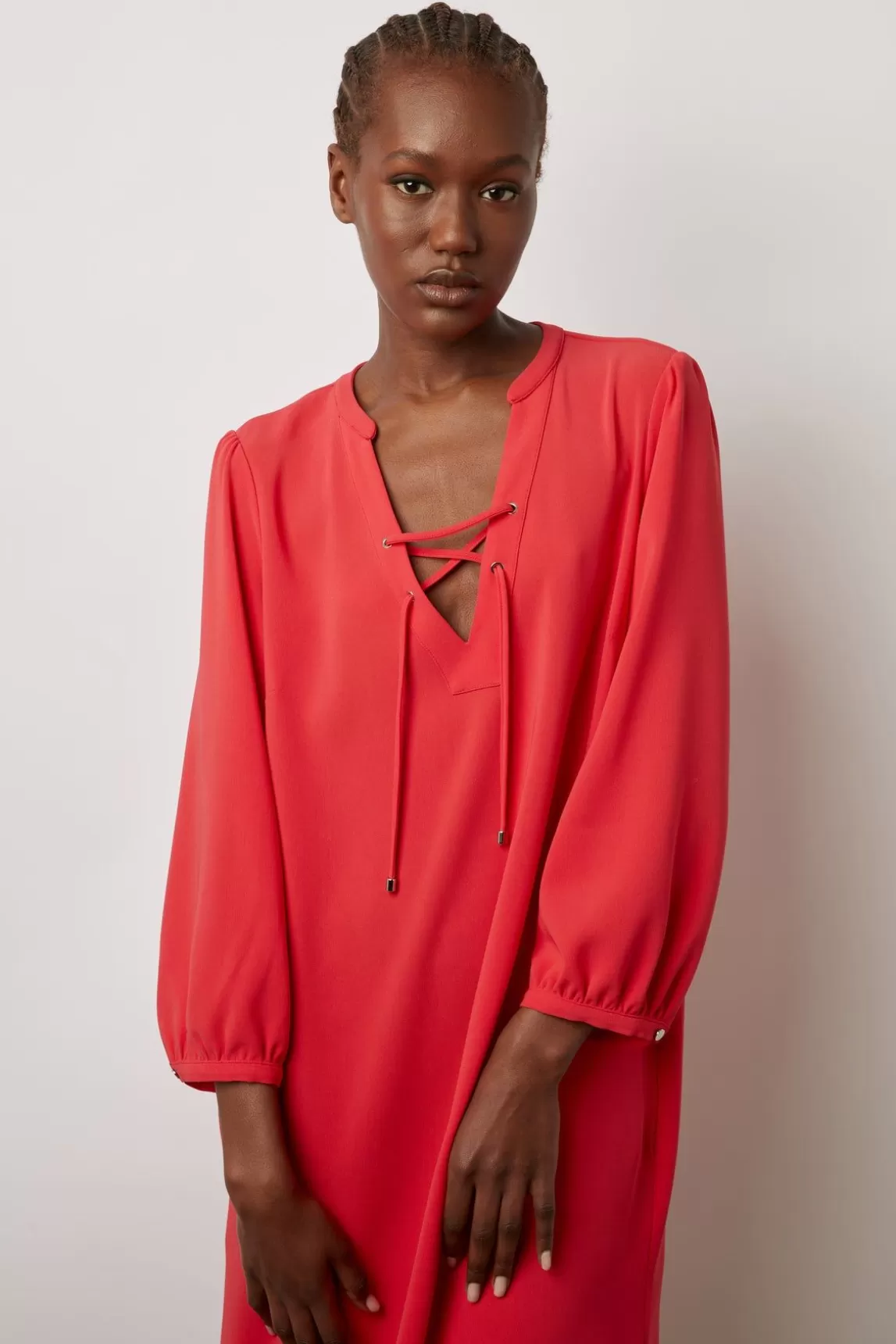 Gerard Darel Robe Courte Fluide A Lacet Corail - Edika Clearance